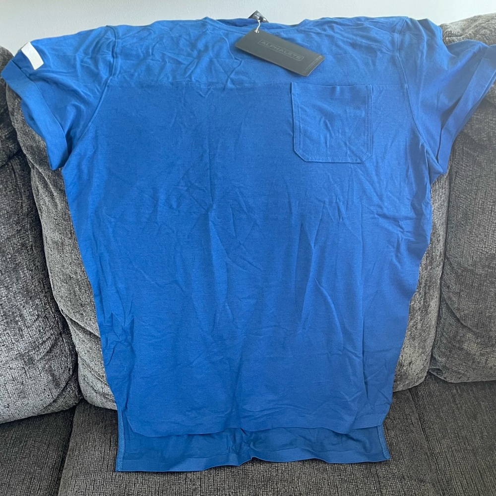 Alphalete men’s Premium pocket SS tee